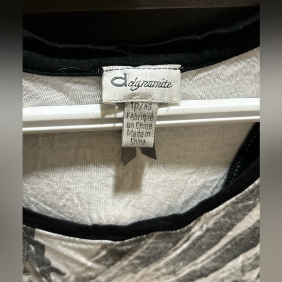 Dynamite white woman’s muscle shirt - Picture 2 of 3